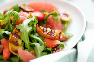 Grilled Salmon Salad: A Symphony of Flavors and Nutrients 1 grilled salmon salad