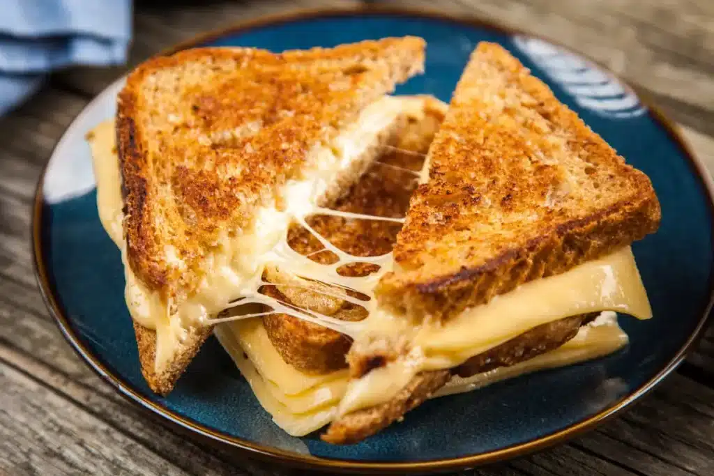 Mayo vs Butter for Grilled Cheese: Which Wins? 1 Grilled Cheese