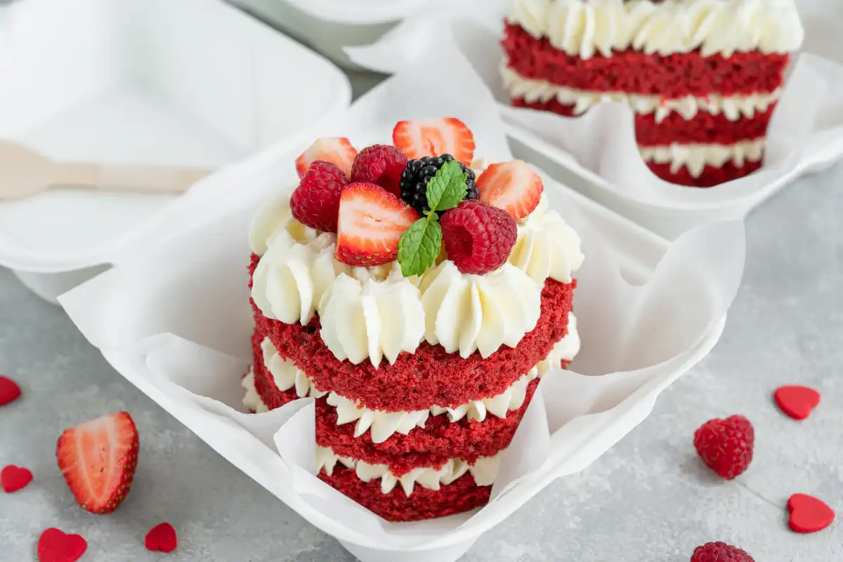 Who Started the Vintage Cake Trend? Unveiling the Origins