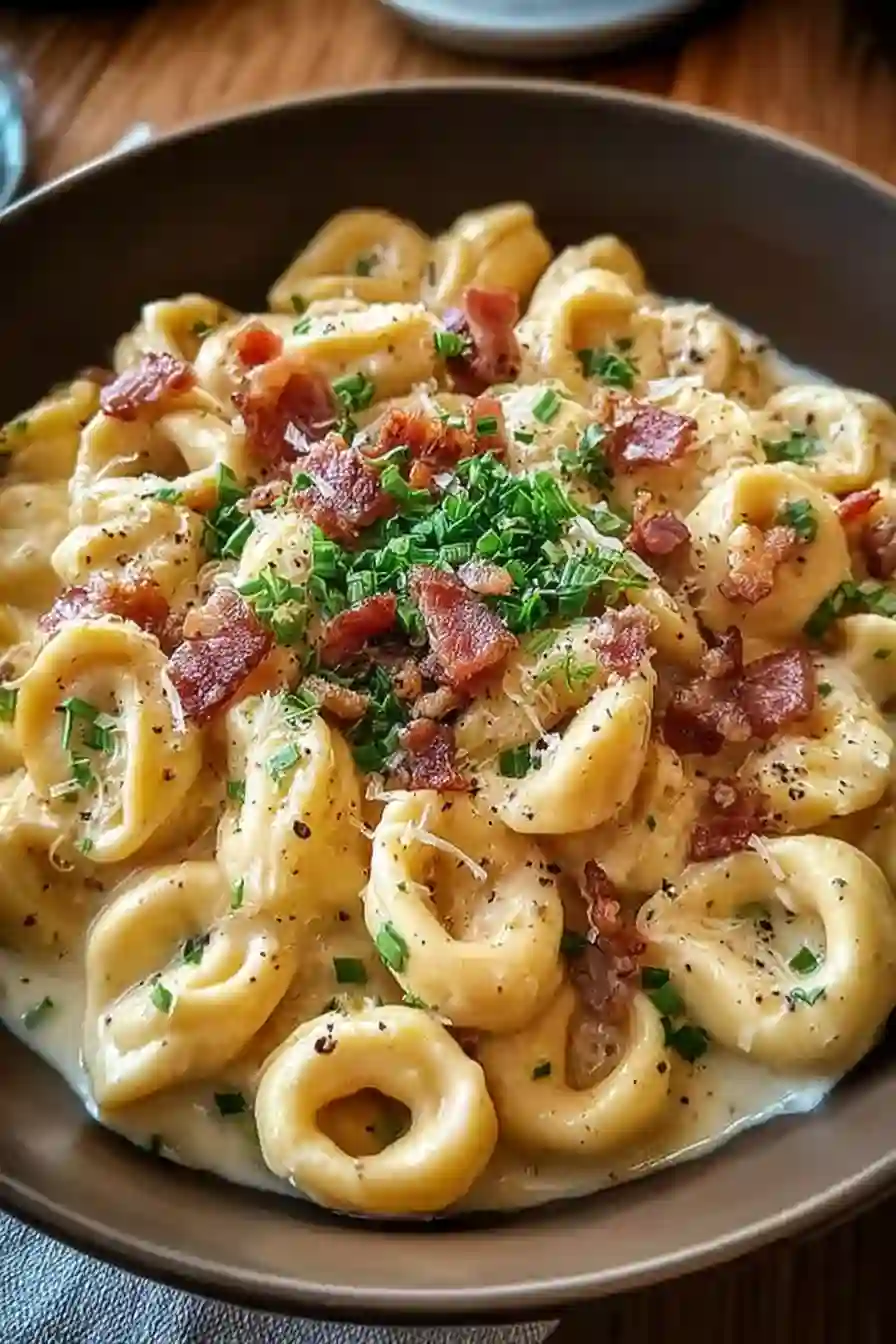 Creamy Tortellini Carbonara Recipe – Rich & Comforting Italian Dinner