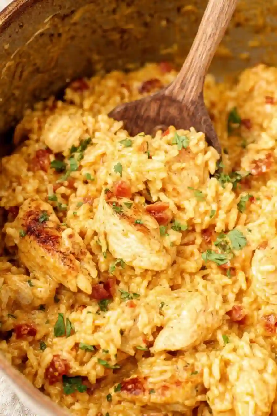 One Pot Queso Chicken and Rice: Creamy, Cheesy Family Dinner